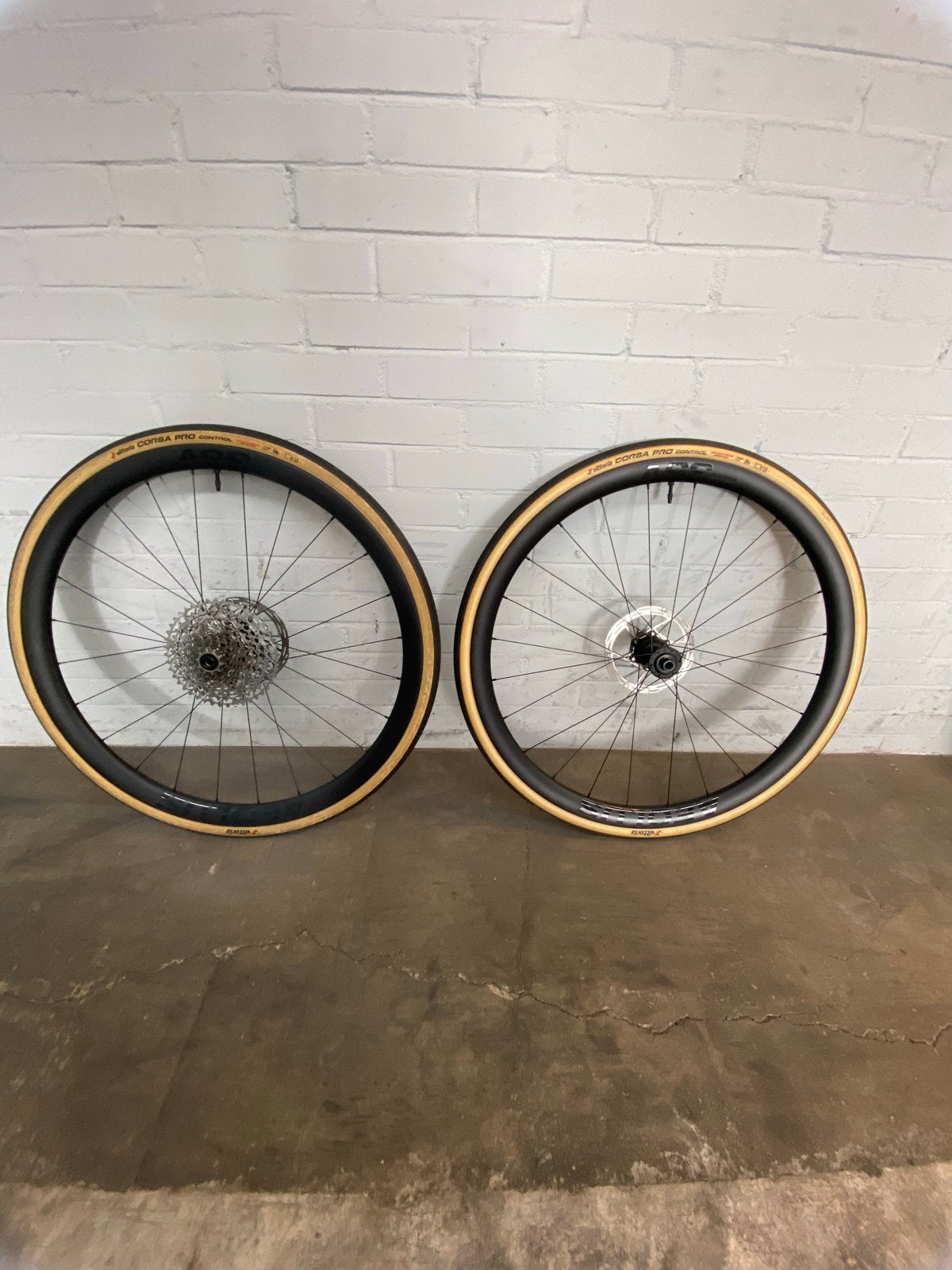 Bontrager Aeolus 35V Wielset - *Zo goed als nieuw*, Wiel, Ophalen of Verzenden, Zo goed als nieuw, Racefiets