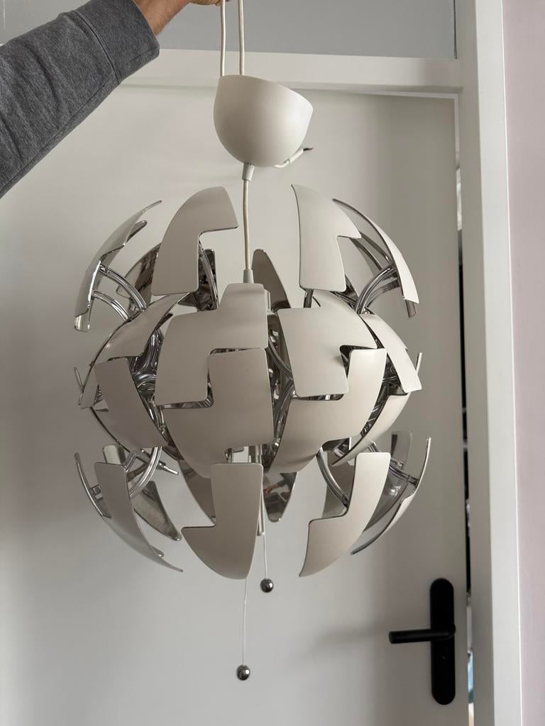 Ikea PS 2014 lamp wit met zilver - uitschuifbaar, Huis en Inrichting, Lampen | Hanglampen, Zo goed als nieuw, Kunststof, Ophalen of Verzenden
