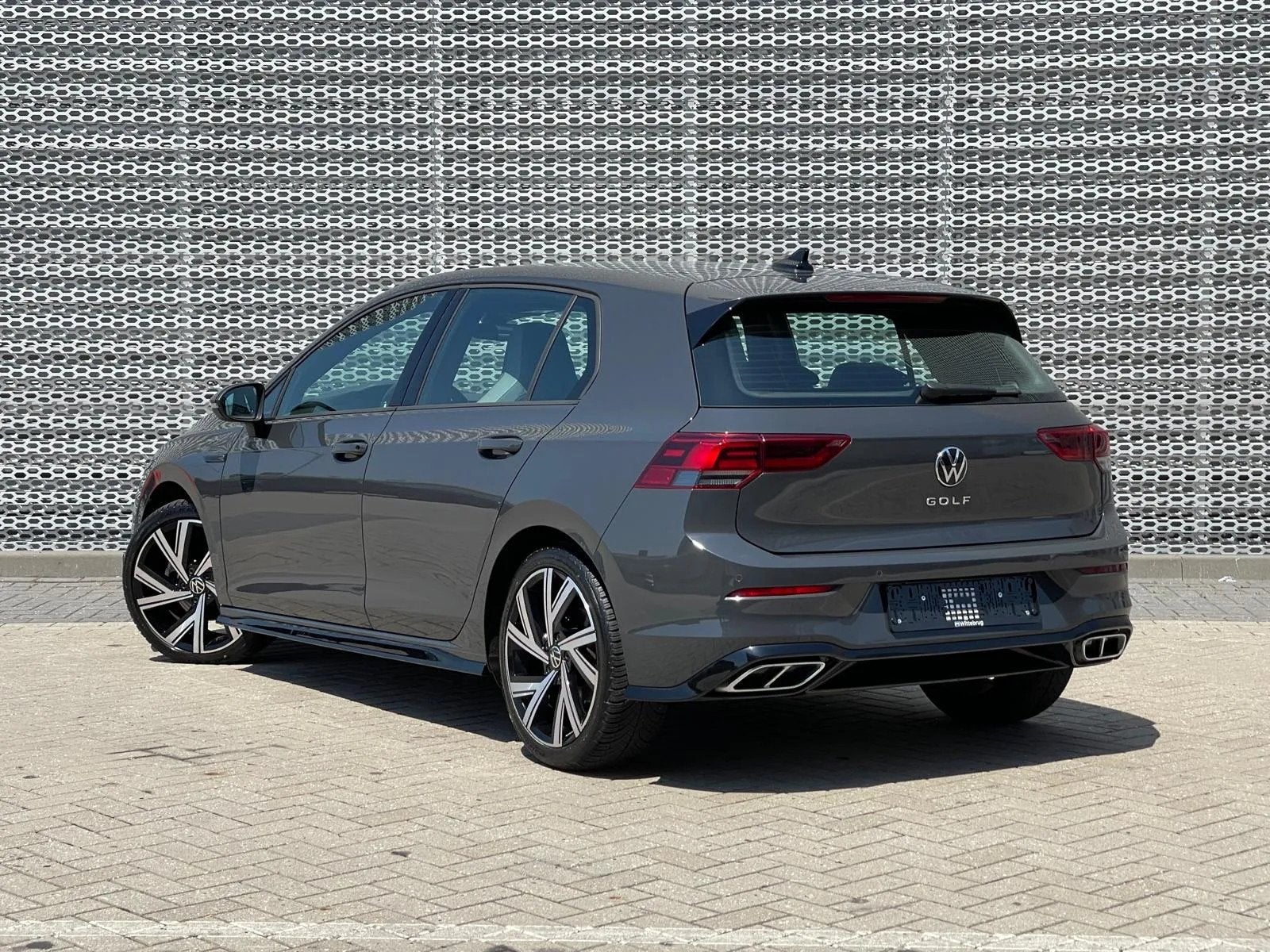 Volkswagen Golf 1.5 TSI R-Line (bj 2024), Voorwielaandrijving, 4 cilinders, Bedrijf, Golf