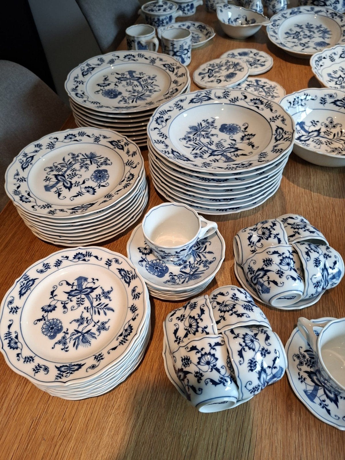 Prachtig compleet servies - Blue Danube- Vintage, Ophalen of Verzenden, Gebruikt, Porselein, Compleet servies