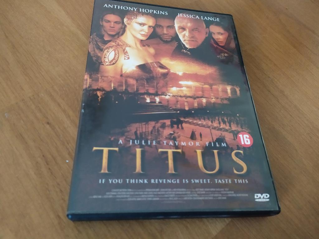Titus, Alle leeftijden, Ophalen of Verzenden, Zo goed als nieuw