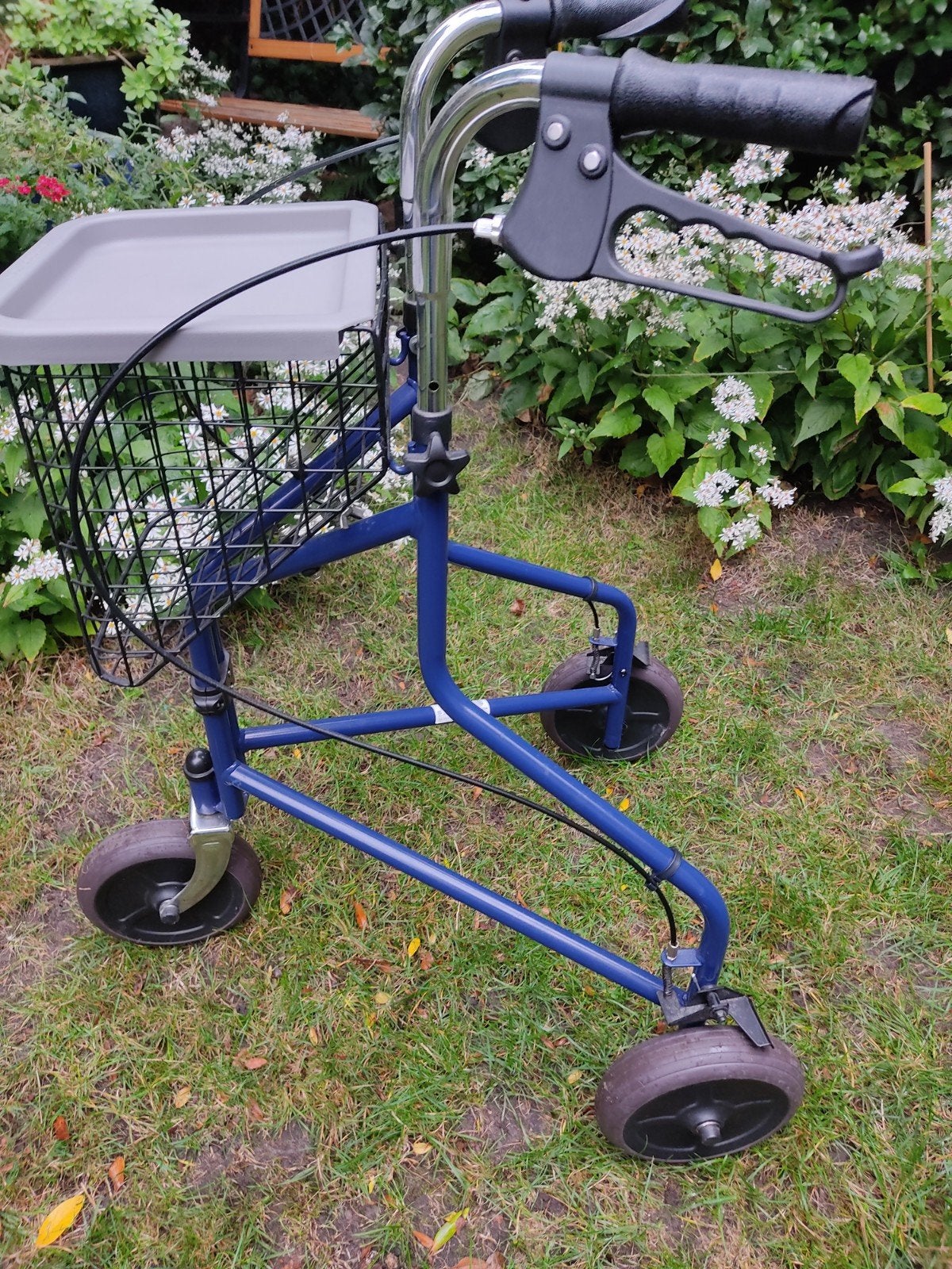 compacte rollater driewiel blauw, Ophalen, Opvouwbaar, Zo goed als nieuw