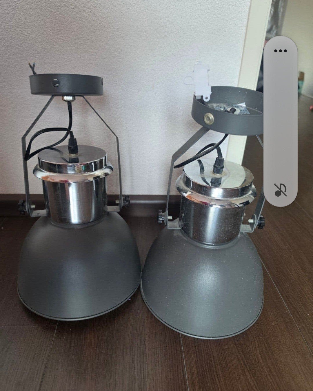 plafondlampen grijs 2 stuks, Ophalen of Verzenden, Grijs, Gebruikt, Plafondlamp