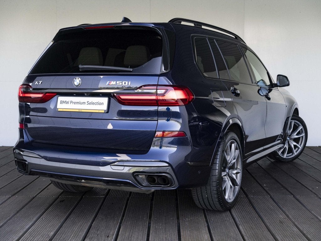 BMW X7 M50i | M Sportpakket | 22 inch | Executive Drive Pro, Auto's, BMW, Stof, Gebruikt, Met garantie (alle), 530 pk