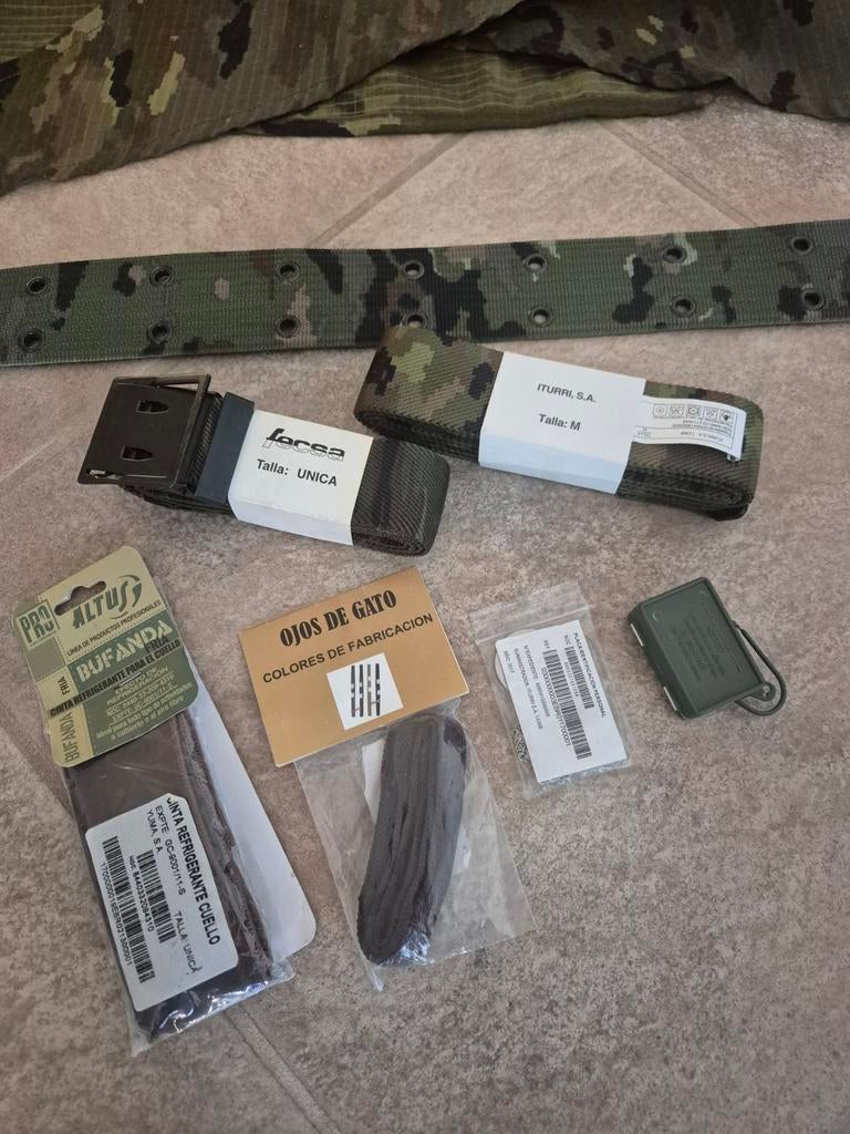 Pixelado Camouflage Set Spaanse Strijdkrachten, Verzenden, Overige soorten, Overige gebieden, Kleding of Schoenen