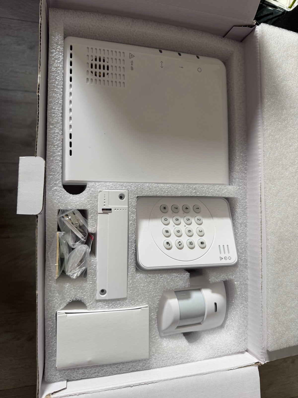 Intamac Delta HM Home Monitor Pack MZ-1 Alarmsysteem, Beweging, Nieuw, Ophalen of Verzenden, Compleet systeem