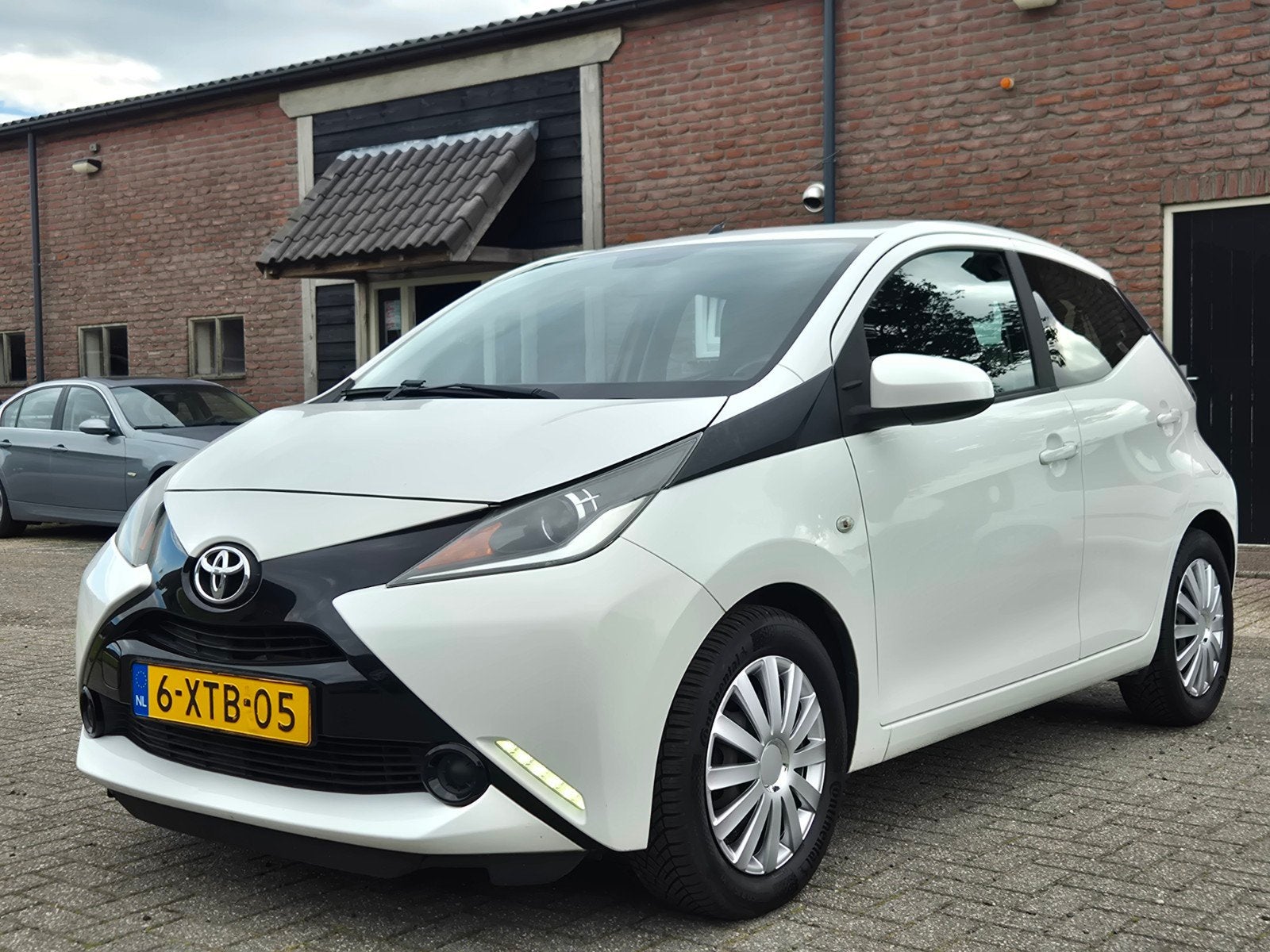 Toyota Aygo 1.0 12V x-play Vvt-i Ddrs I Airco I Camera I 6X, Auto's, Toyota, Bedrijf, Te koop, Aygo, ABS, Achteruitrijcamera, Airbags
