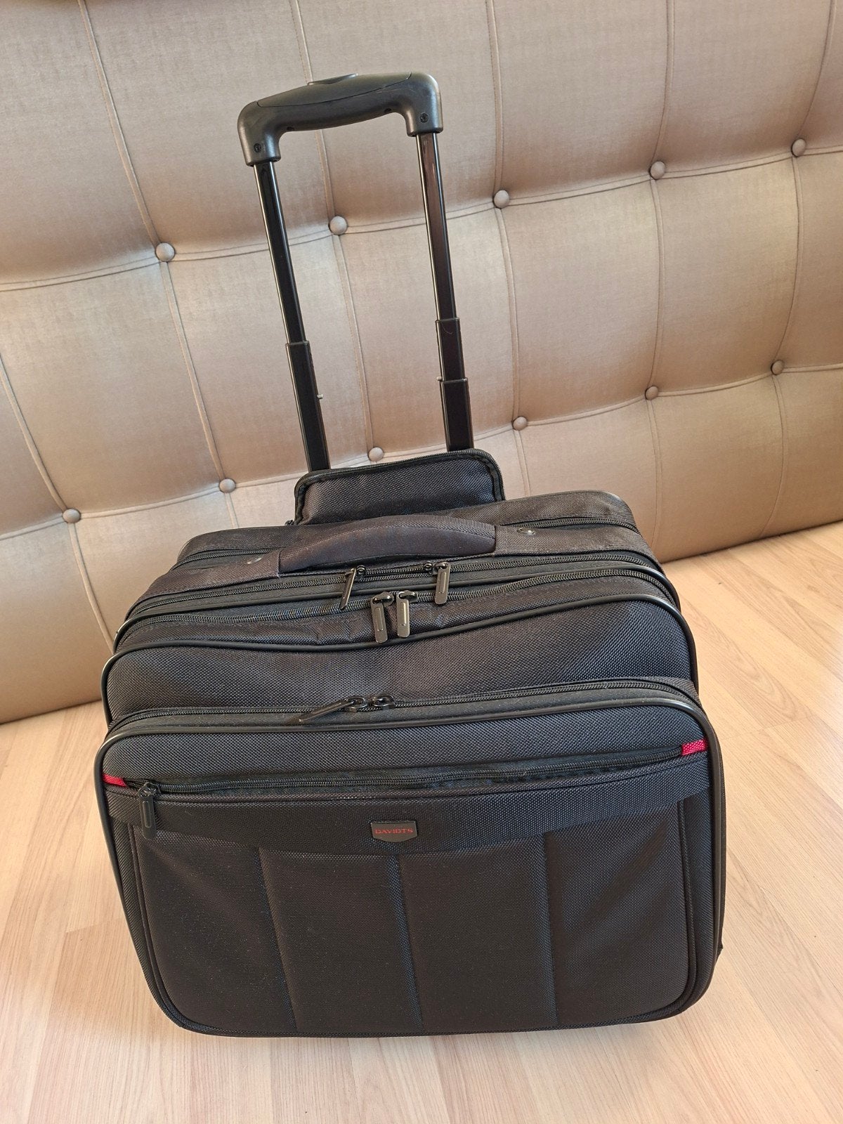 Davidt's business trolley laptop 17 inch, Ophalen, Zo goed als nieuw, Minder dan 50 cm