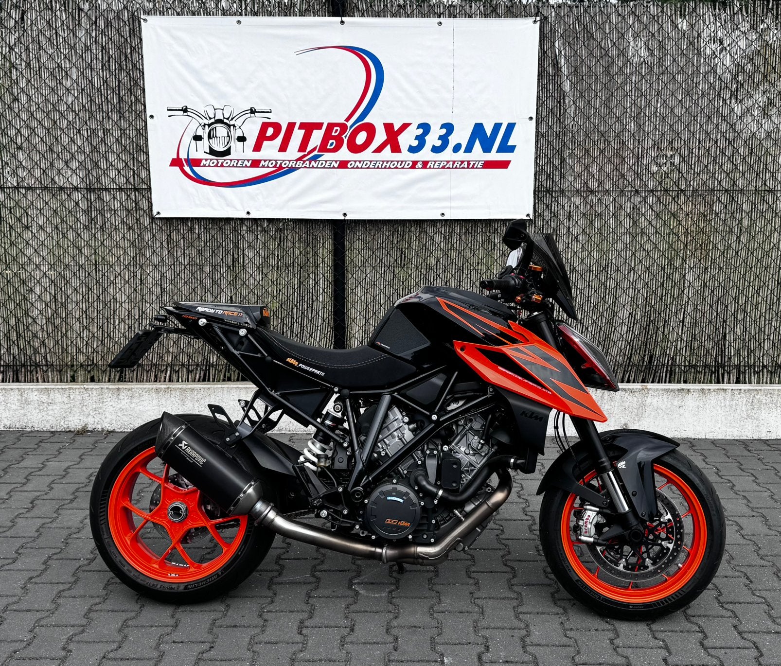 Ktm 1290 Superduke R 180pk in topstaat en heel veel extra's, 2 cilinders, Occasion, Motorrijbewijs A, Bedrijf