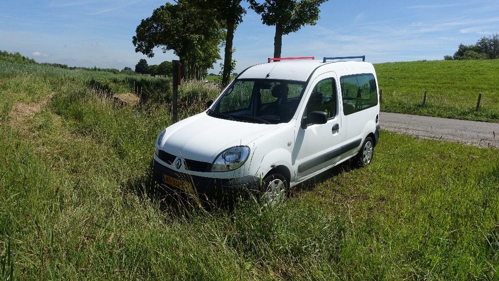 Renault Kangoo 1.2 16V 2006 Wit, Auto's, Renault, Particulier, Kangoo, Dakrails, Trekhaak, Benzine, Euro 4, D, MPV, Handgeschakeld