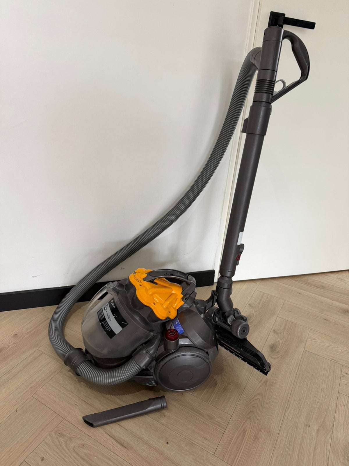 Dyson stofzuiger, Witgoed en Apparatuur, Stofzuigers, Ophalen of Verzenden, Zo goed als nieuw, 1200 tot 1600 watt