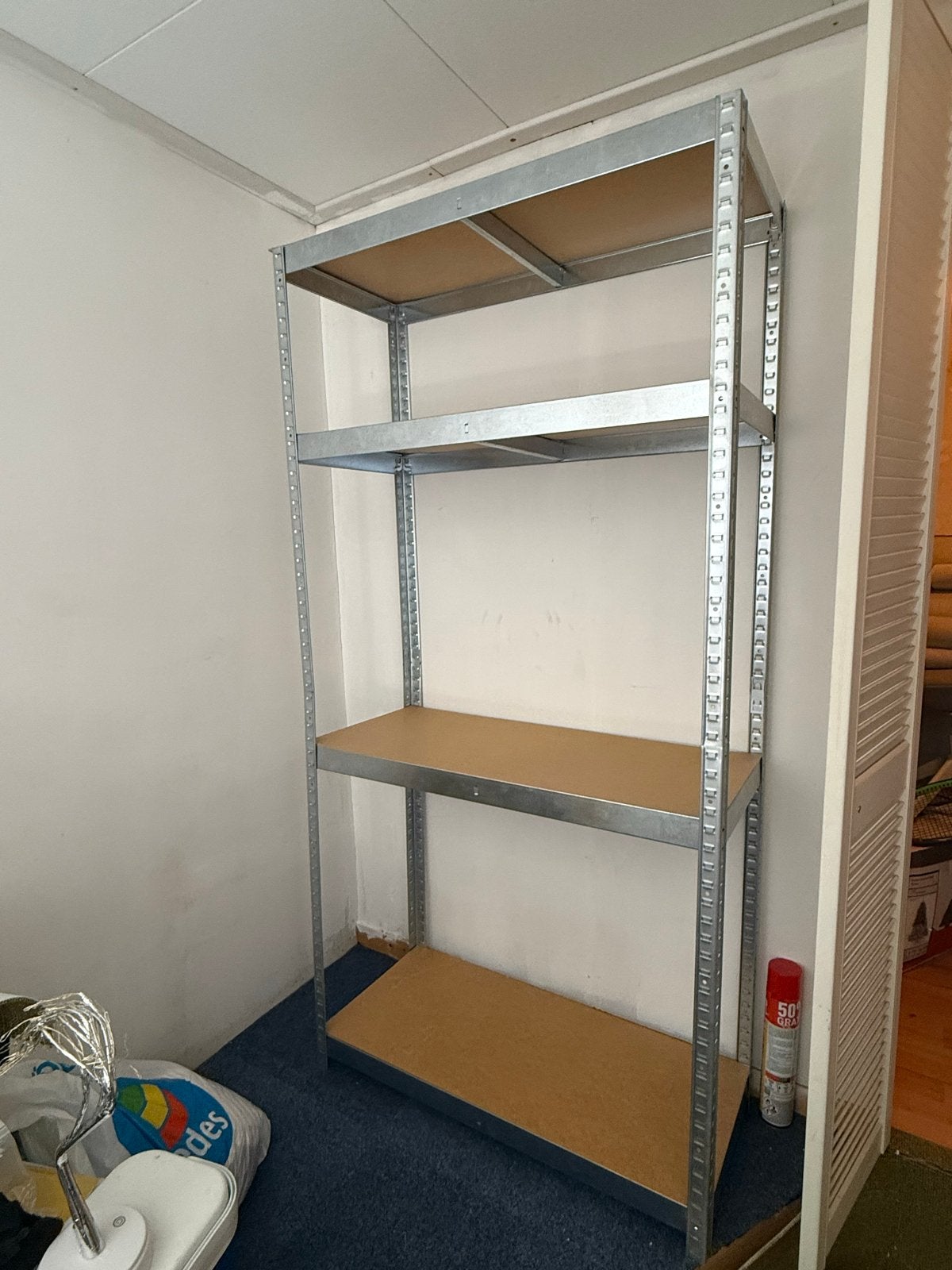 Stevige metalen stellingkast met 4 planken, Ophalen, Gebruikt