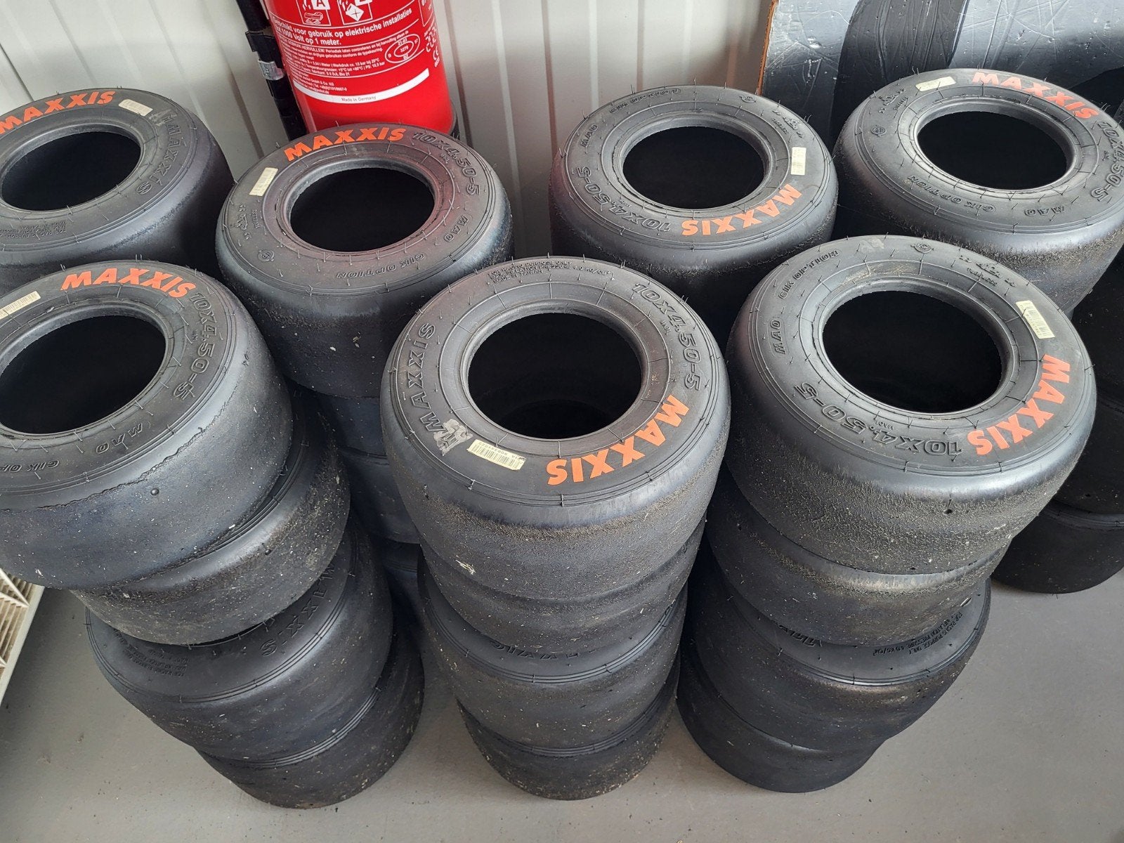 maxxis option kart banden, Ophalen of Verzenden, Gebruikt, Kart