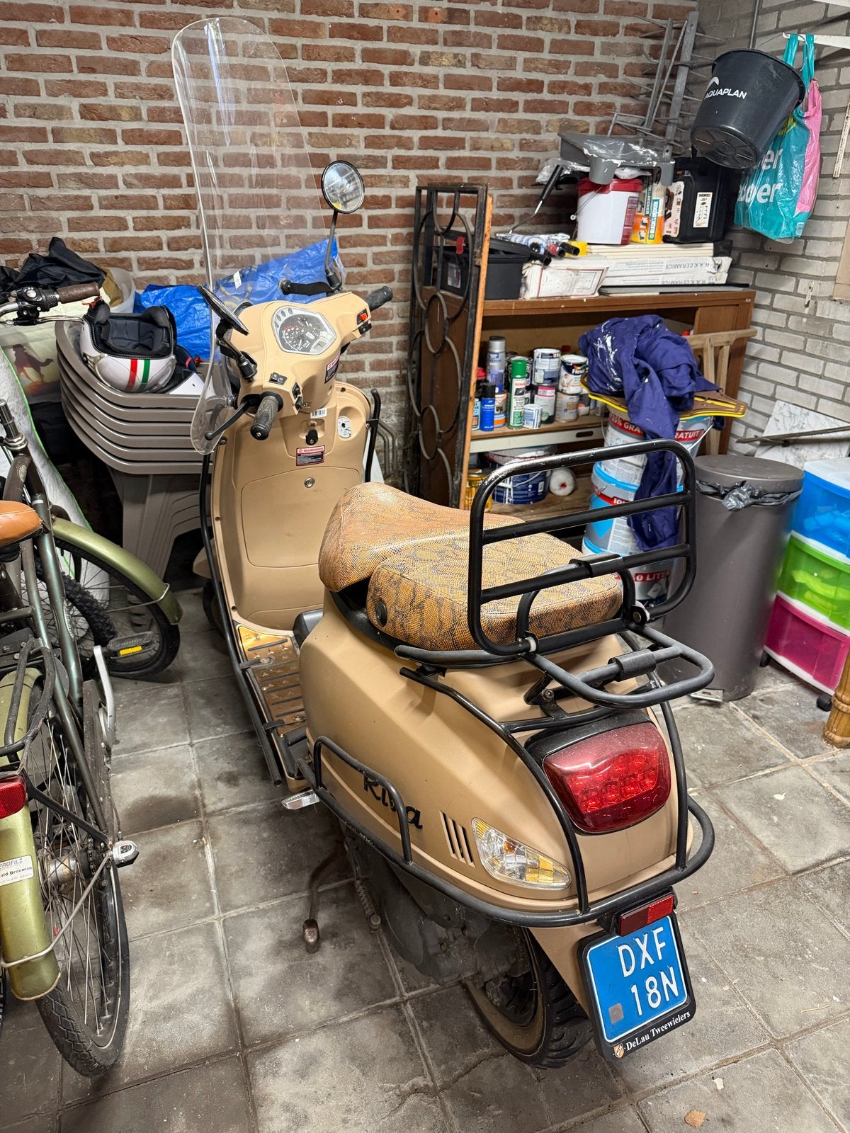 Kymco Riva Luxury Scooter - Beige, Ophalen, Gebruikt, Benzine, Kymco