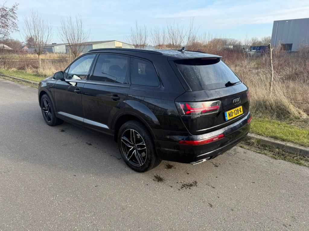Audi E-TRON Q7 3.0 TDI e-Tron Quattro Premium*Leer*automaat*, Auto's, Audi, Automaat, Gebruikt, Lane Keeping Assist, 2420 kg