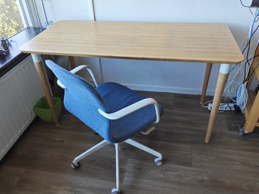 Bamboe stoel en bureau., Ophalen, Demontabel, Hout, Zo goed als nieuw