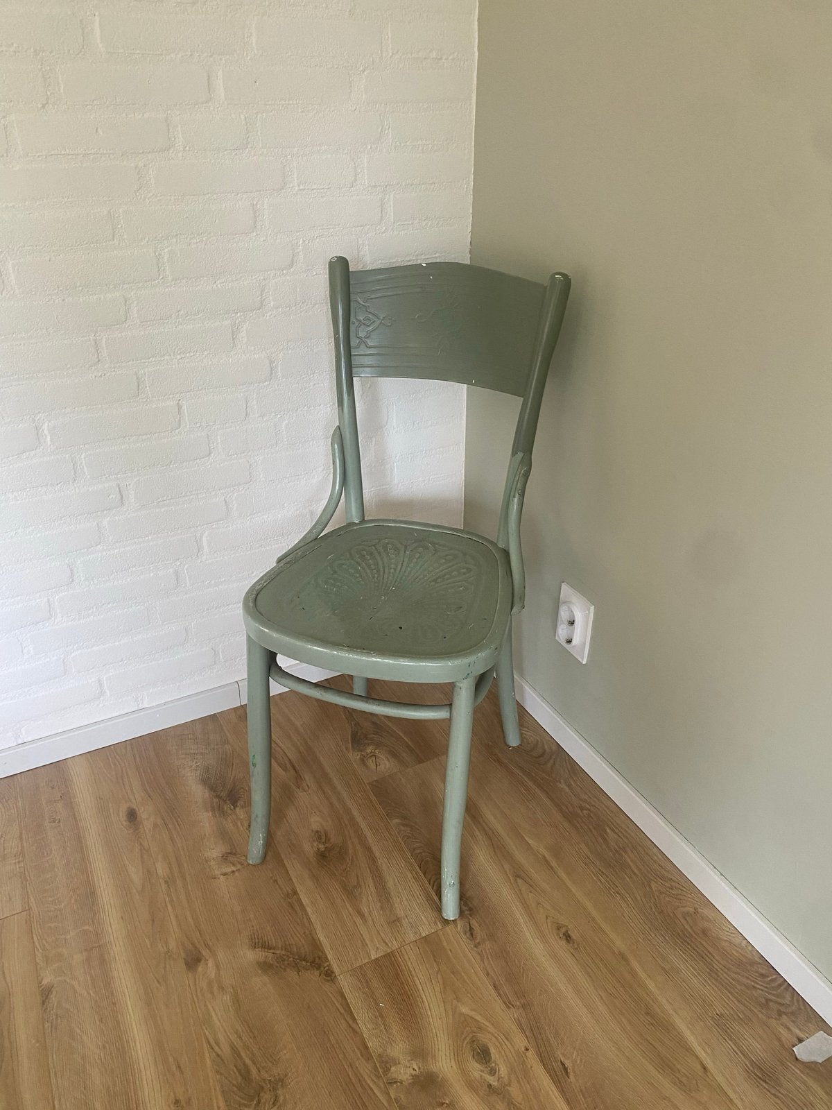 Vintage Thonet stoel in saliegroen, Ophalen