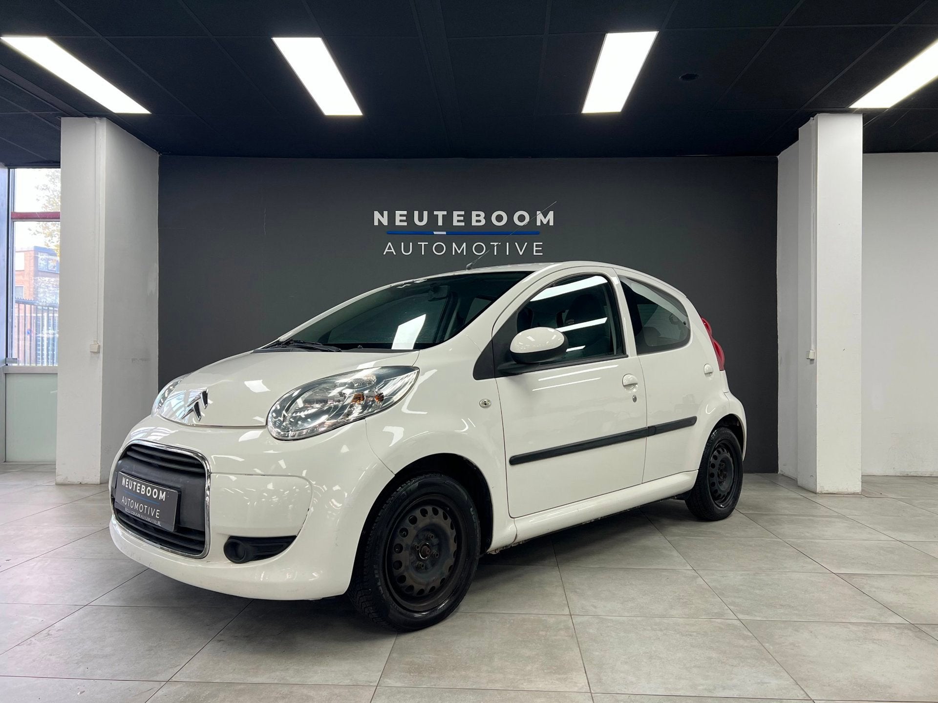 Citroen C1 1.0-12V Ambiance | Grote Beurt | Nieuwe Remmen |, Auto's, Stof, Gebruikt, Zwart, 4 stoelen