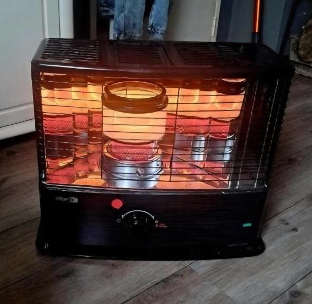 Zibro Petroleumkachel RC32-Dubbelbrander Compact en Krachtig, Ophalen, Gebruikt, Overige brandstoffen, Petroleumkachel