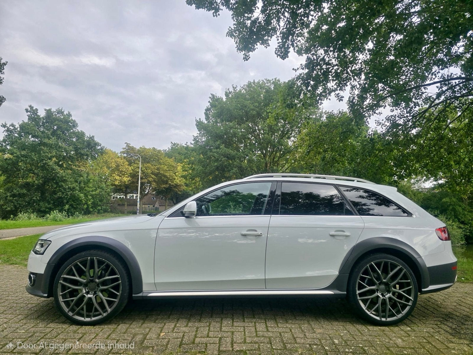 Audi A4 3.0 TDI 180KW Quattro S-tronic 2012 Wit full option, Auto's, Automaat, 197 €/maand, A4, Wit