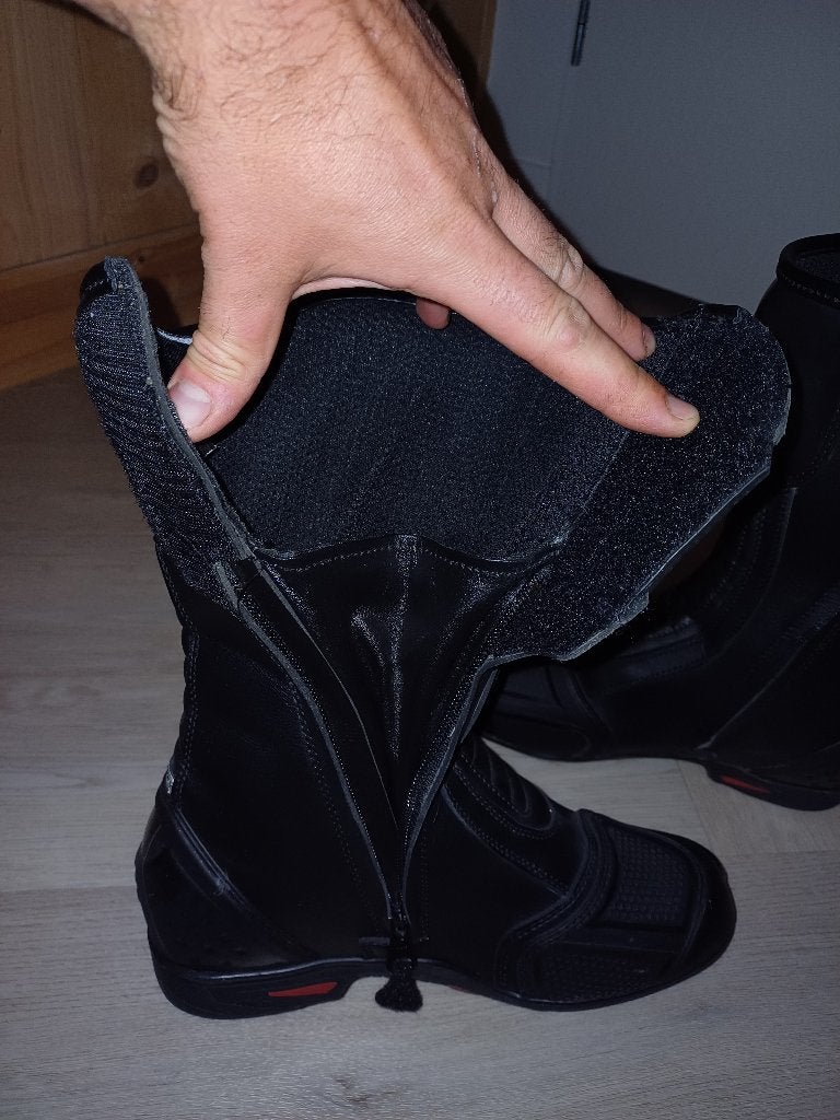 Motor laarzen Booster Misano maat 41 zwart rits sportief, Motoren, Kleding | Motorkleding, Overige merken, Dames, Ophalen of Verzenden