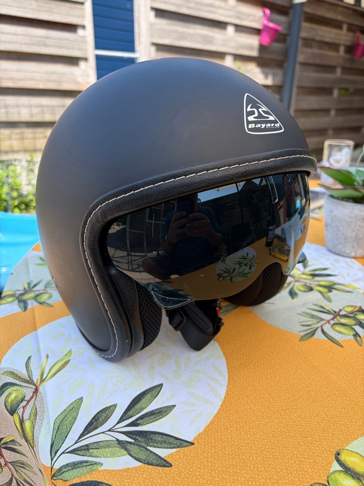 Bayard motorhelm, maat XS (53/54) met verduisterd vizier, Motoren, Kleding | Motorhelmen, Overige merken, XS, Jethelm, Ophalen of Verzenden