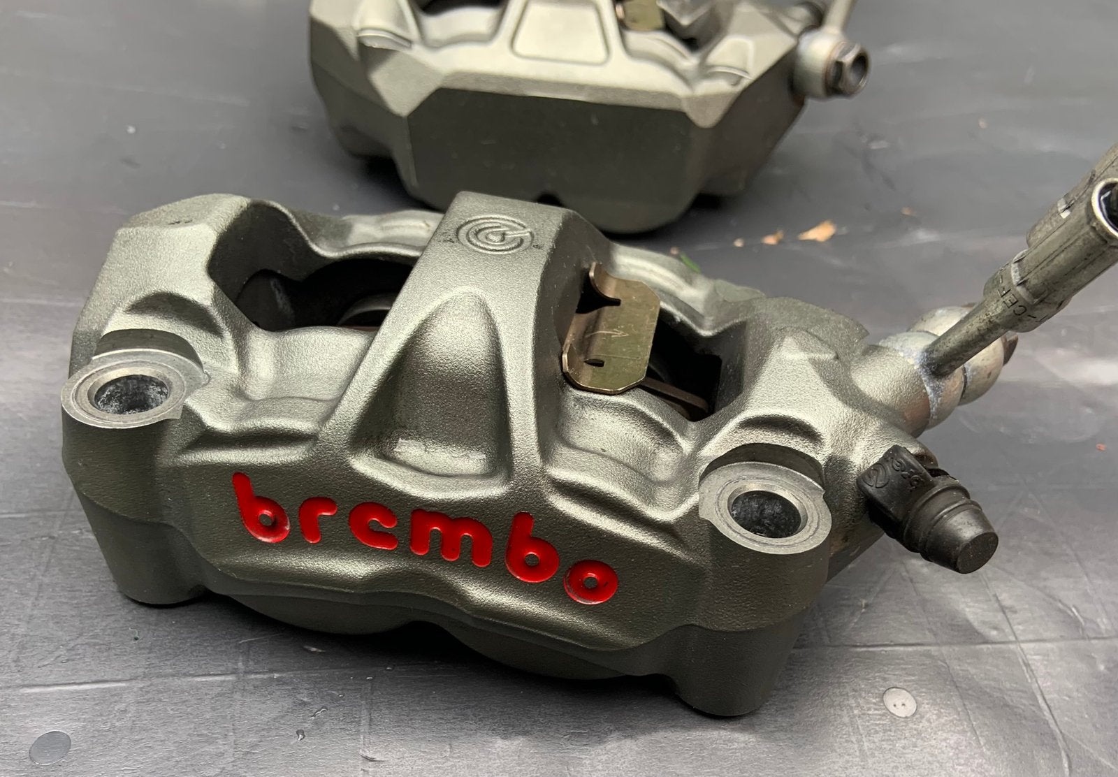 Panigale 1199 - 1299 brembo m50 remklauwen inc leidingen, Ophalen of Verzenden