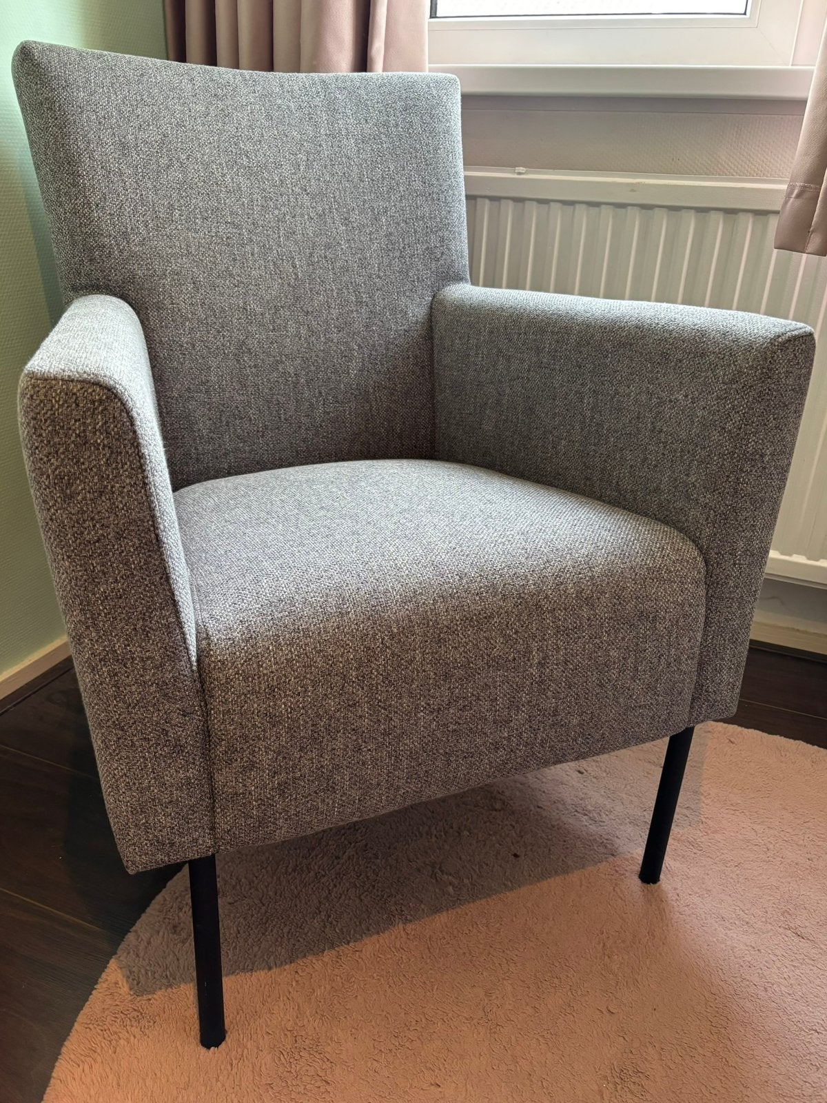 Als nieuw: grijze fauteuil / stoel, Minder dan 75 cm, Ophalen of Verzenden, Zo goed als nieuw, Stof