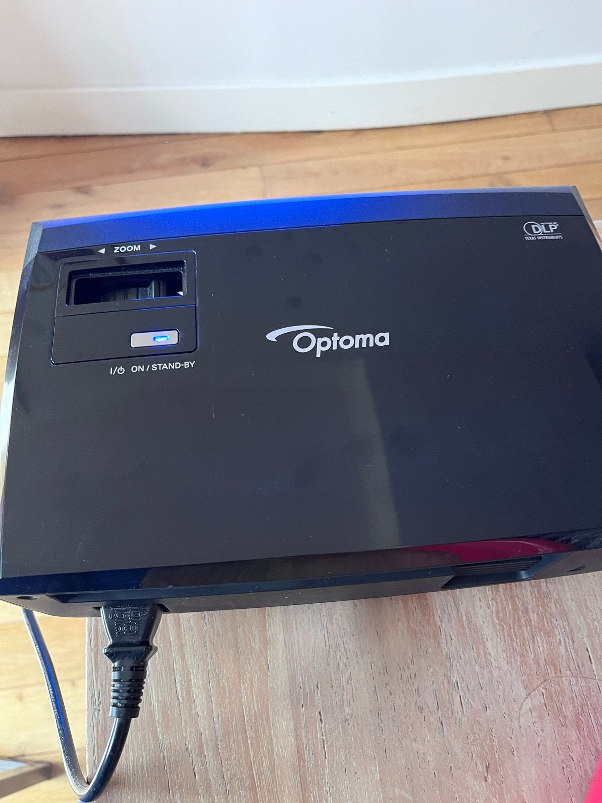 Optoma DLP Beamer - Compleet met afstandsbediening en tas, Ophalen of Verzenden, Zo goed als nieuw, DLP, Full HD (1080)