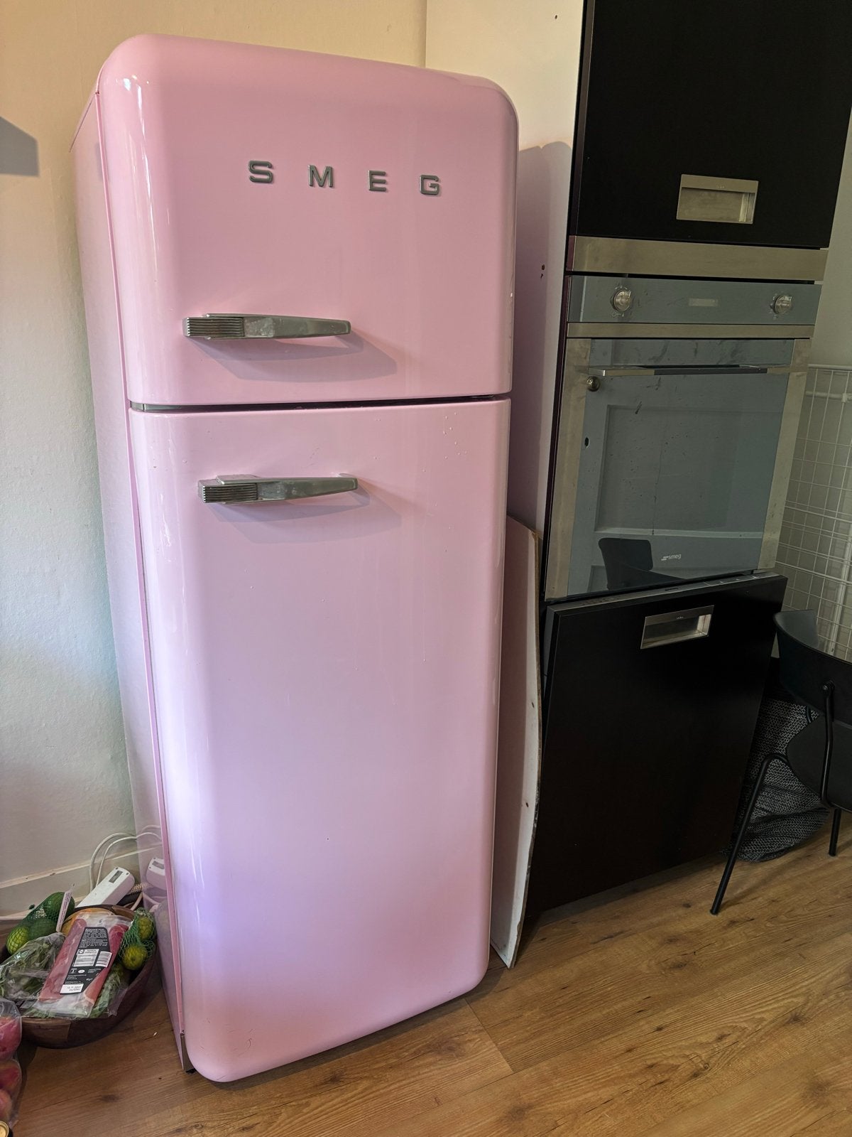Roze Smeg Koelkast met Vriesvak, Witgoed en Apparatuur, Koelkasten en IJskasten, 150 tot 200 liter, Gebruikt, 60 cm of meer, Ophalen of Verzenden