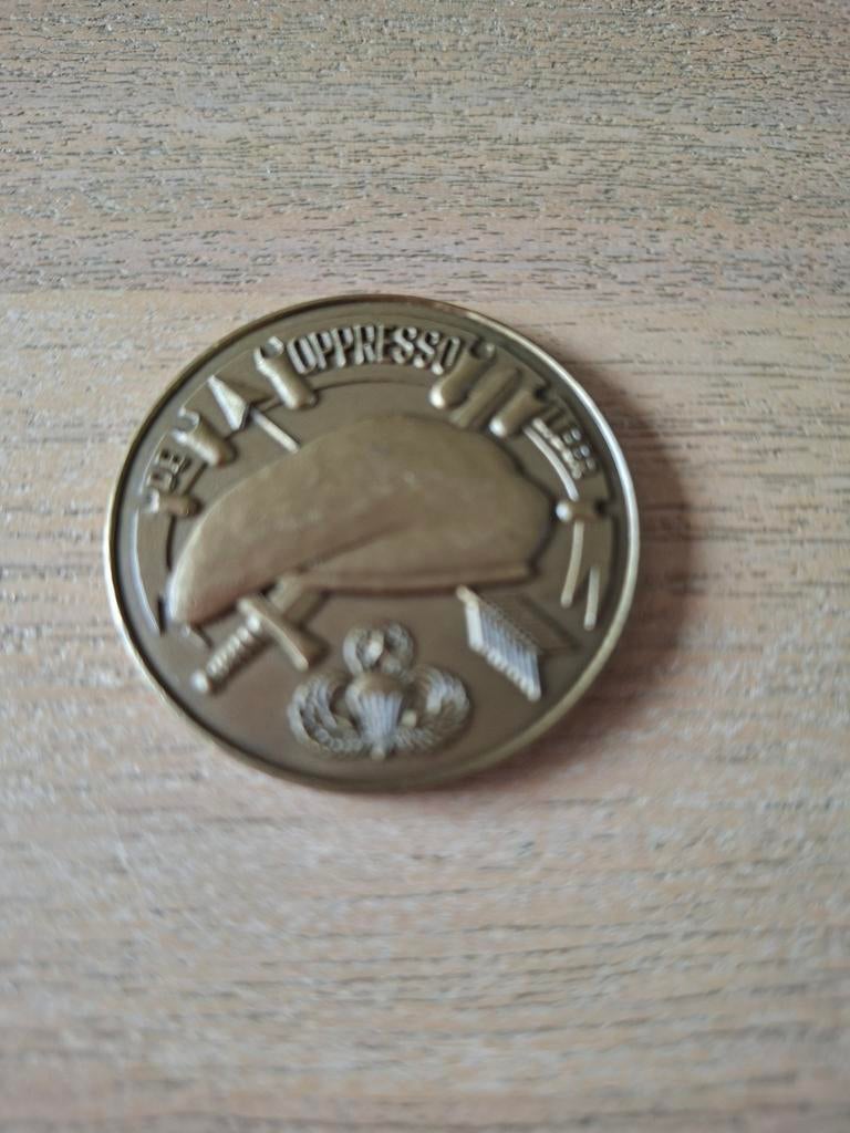 Challenge coin special Forces., Verzamelen, Ophalen