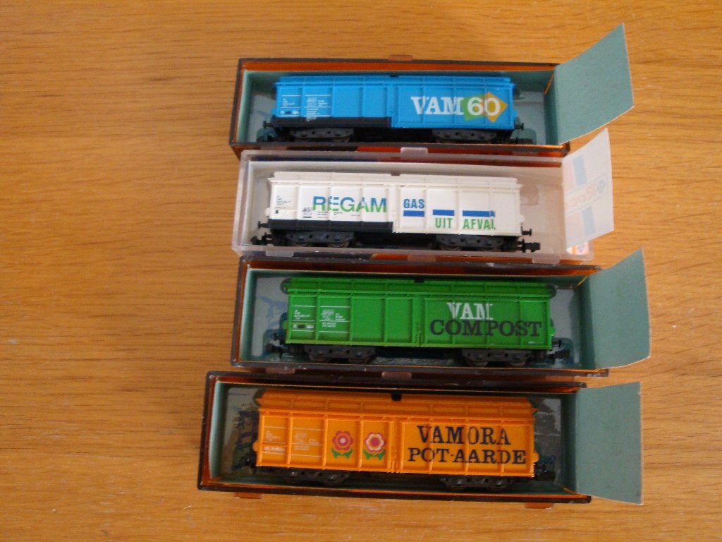 VAM wagons N-spoor, Gelijkstroom of Wisselstroom, Ophalen of Verzenden, Roco, Nieuw