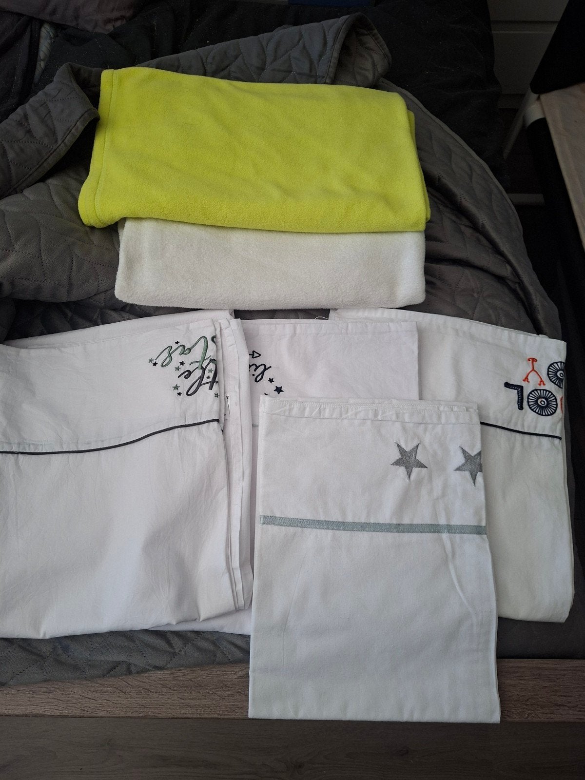 Diverse baby beddengoed: dekbedovertrekken en dekens, Gebruikt, Overige merken, Jongetje of Meisje, Wit