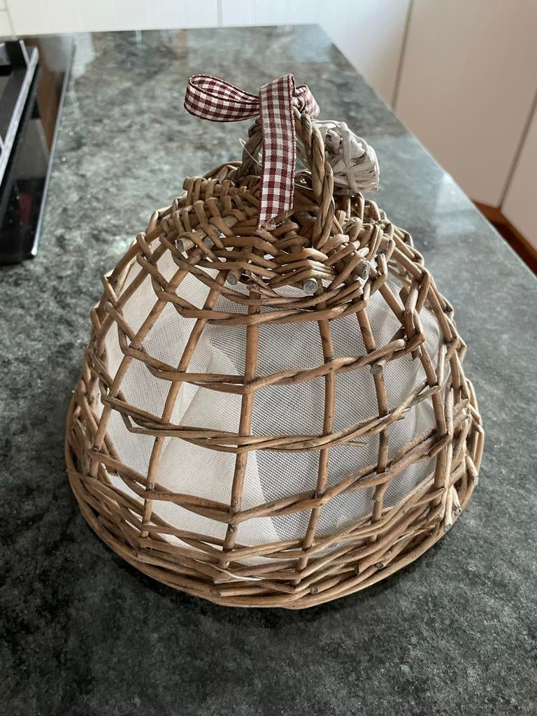 Mooie rieten stolp, Ophalen of Verzenden, Zo goed als nieuw