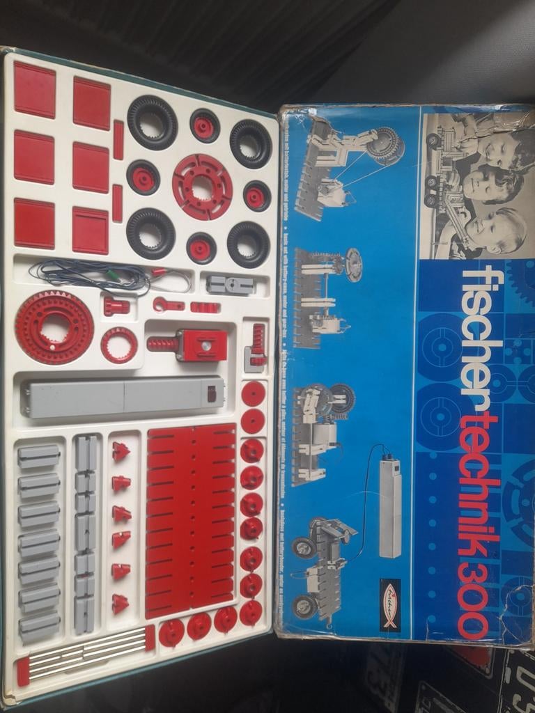 Fischertechnik 300 Bouwdoos - Vintage Constructiespeelgoed, Ophalen of Verzenden, Gebruikt, Overige merken