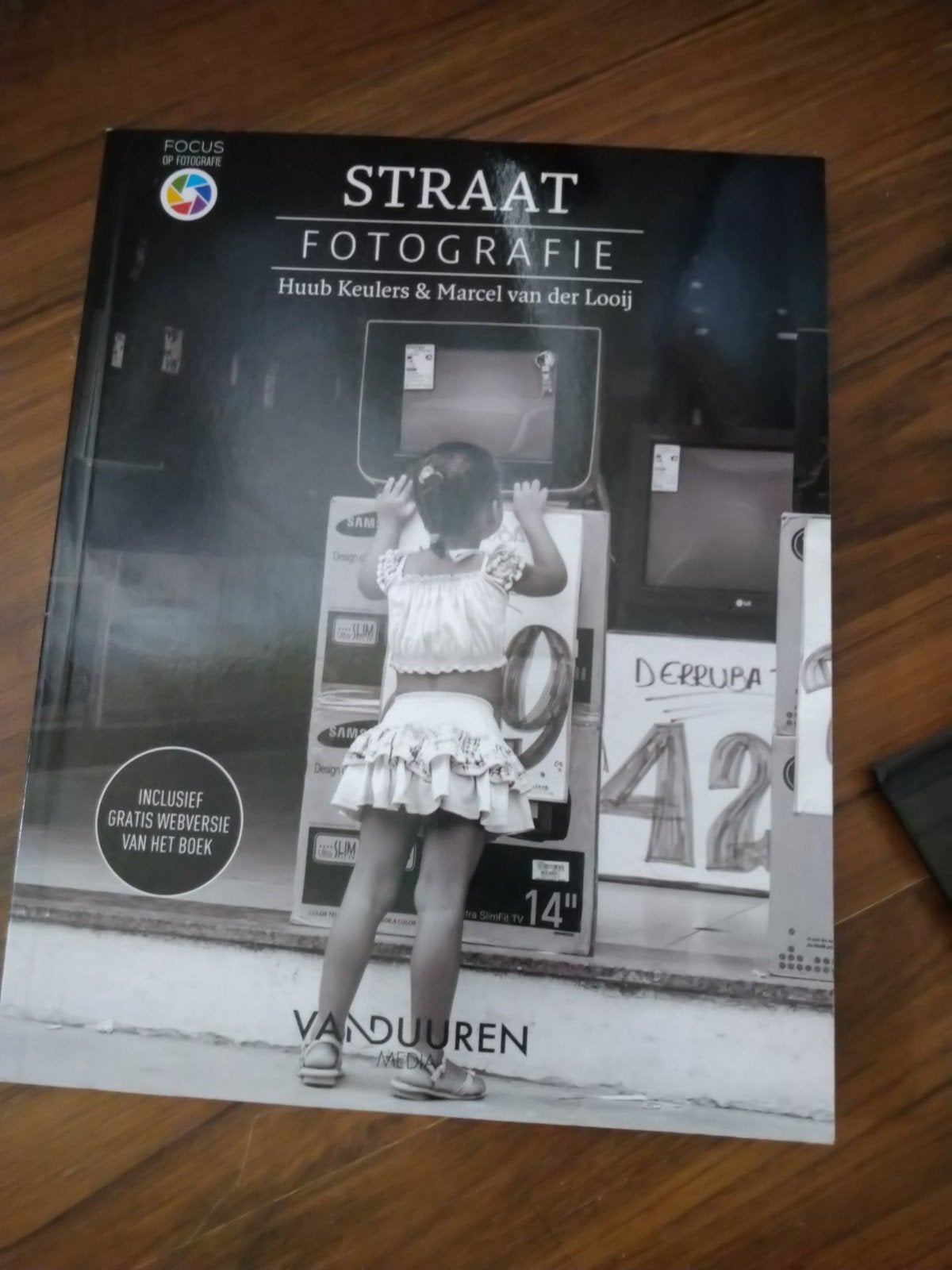 Huub Keulers - Straatfotografie, Ophalen of Verzenden, Gelezen, Fotograferen en Filmen, Huub Keulers; Marcel van der Looij