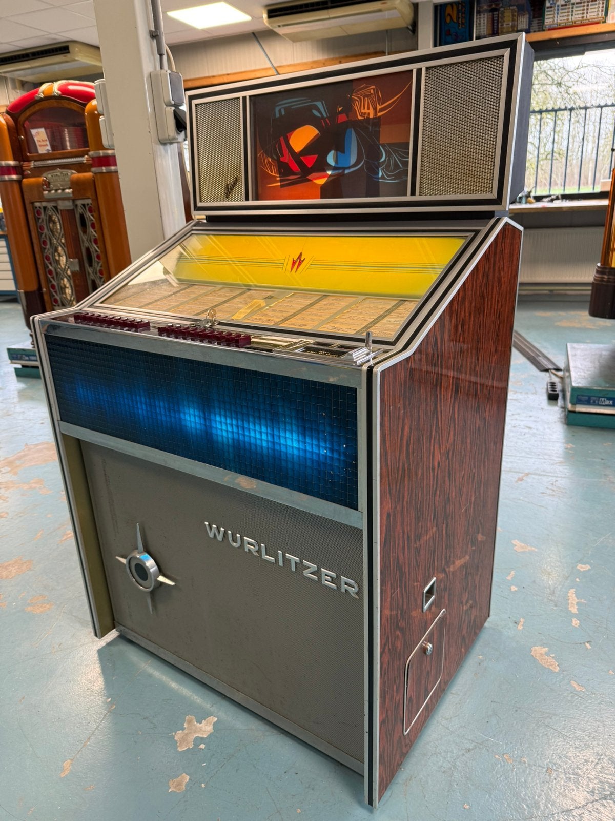 Koopje! Spelende Wurlitzer Lyric Vinyl Jukebox 1968 €1.000,-, Verzamelen, Automaten | Jukeboxen, Wirlitzer GmbH., Info@jukeboxgallery.com