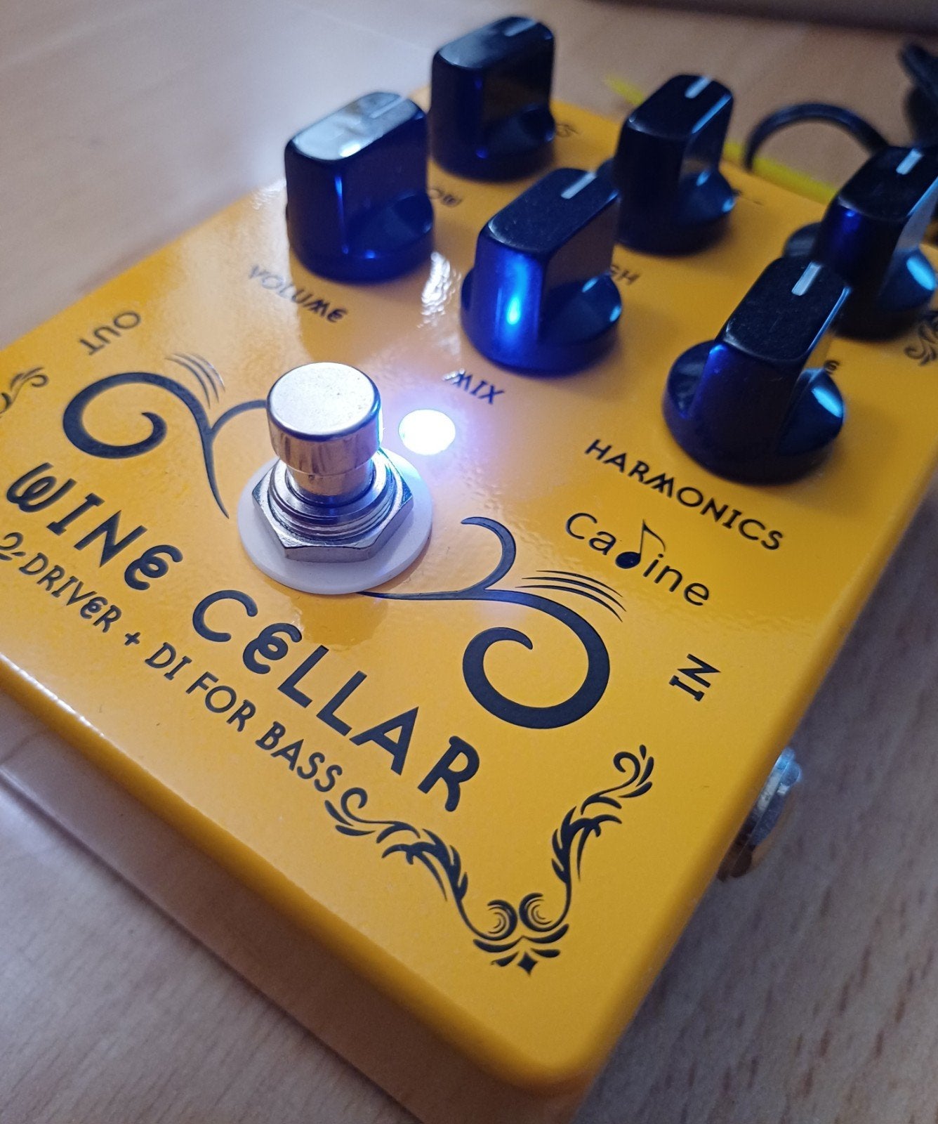 Caline CP-60 Wine Cellar Preamp & DI Box Baspedaal, Muziek en Instrumenten, Effecten, Zo goed als nieuw, Distortion, Overdrive of Fuzz