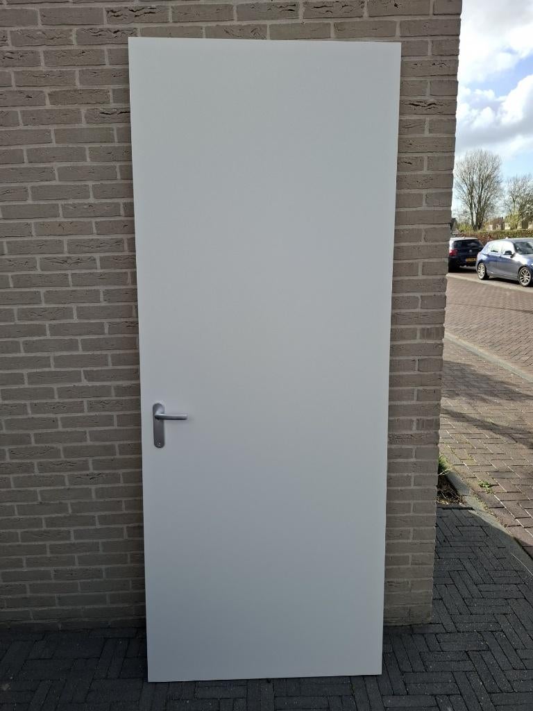 Opdekdeur 231.5 x 88 Rechtsdraaiend, Ophalen, 80 tot 100 cm, Binnendeur, Zo goed als nieuw