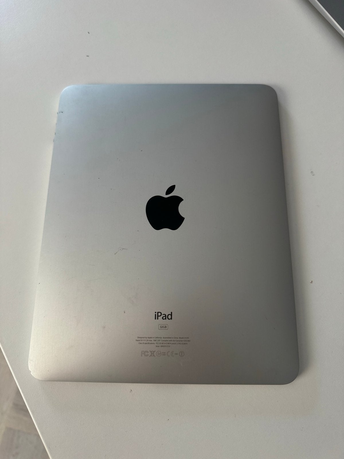 Klassieke Apple iPad 32GB (Model A1219), Computers en Software, Apple iPads, 10 inch, Gebruikt, 32 GB, Apple iPad