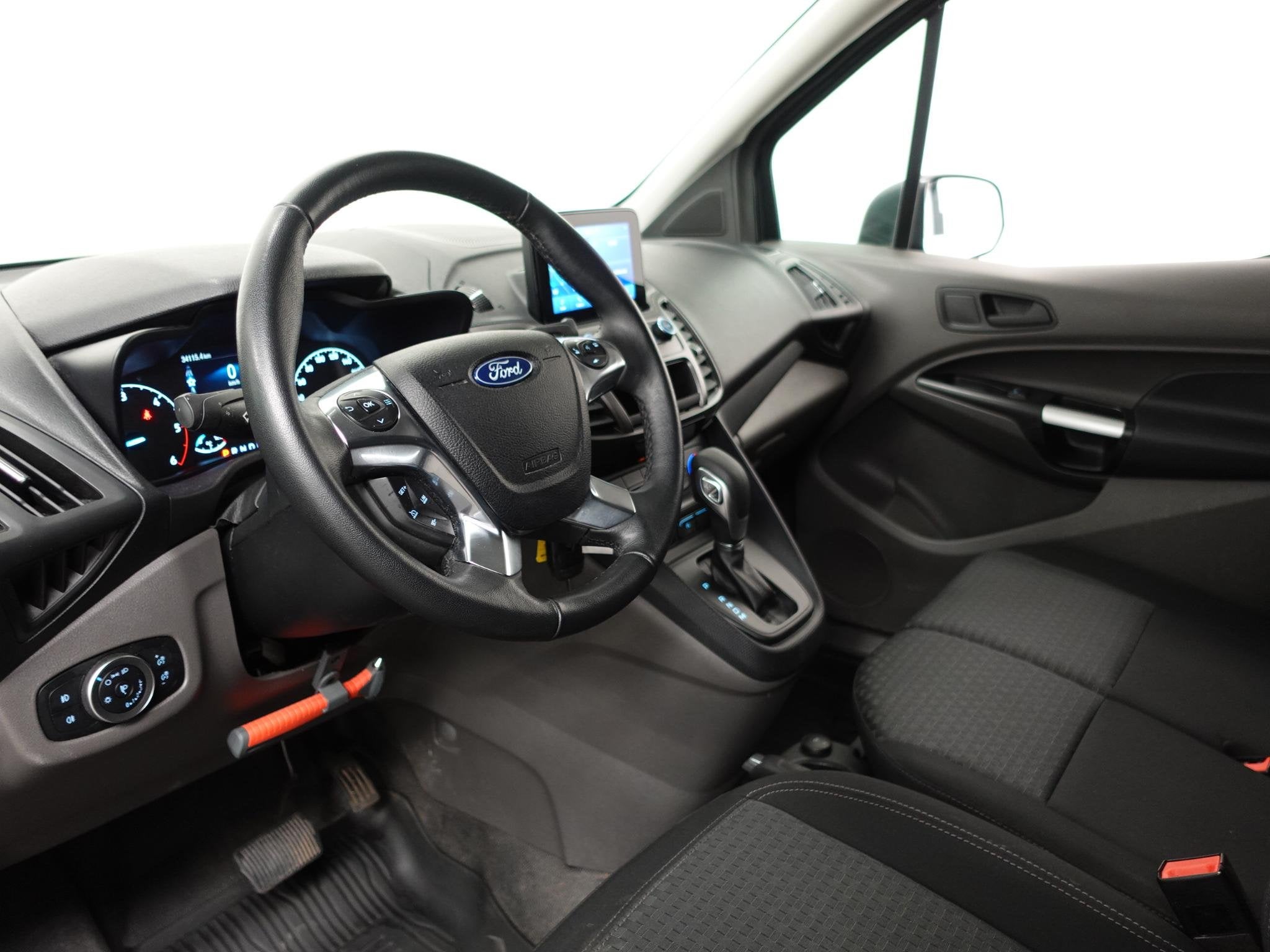 Ford Transit Connect 100pk Automaat L2 Trend Navigatie Camer, Auto's, 1390 kg, Stof, Gebruikt, 4 cilinders