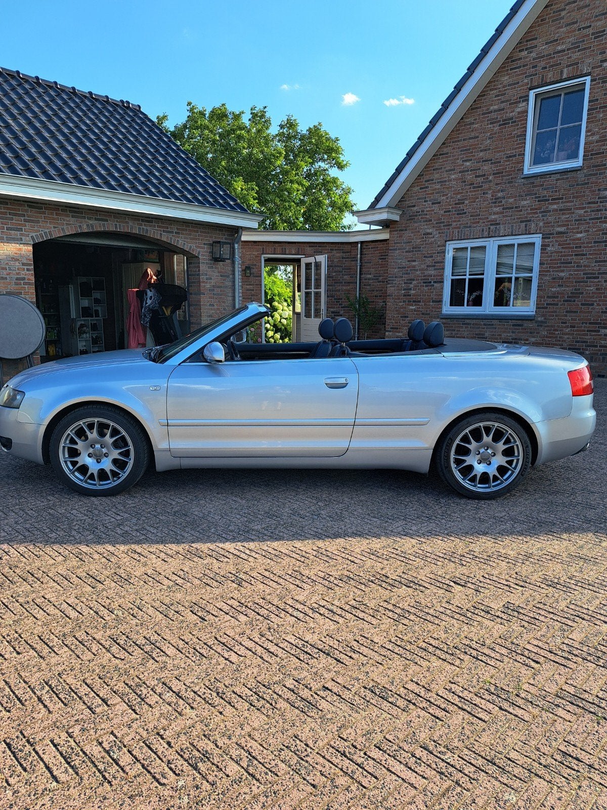 Audi A4 3.0 V6 cabriolet, Auto's, Audi, A4, ABS, Airbags, Centrale vergrendeling, Climate control, Cruise Control, Elektrische buitenspiegels
