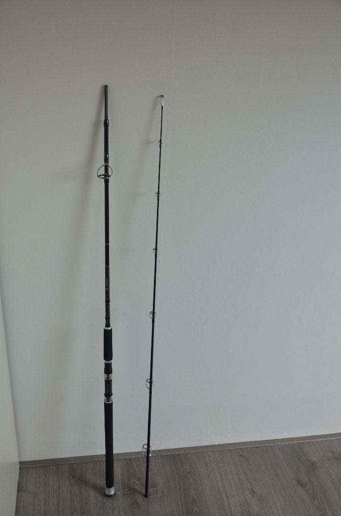 Spro Jig Pilk hengel 200gram, 2.40 meter, Watersport en Boten, Ophalen, Zo goed als nieuw, Werphengel