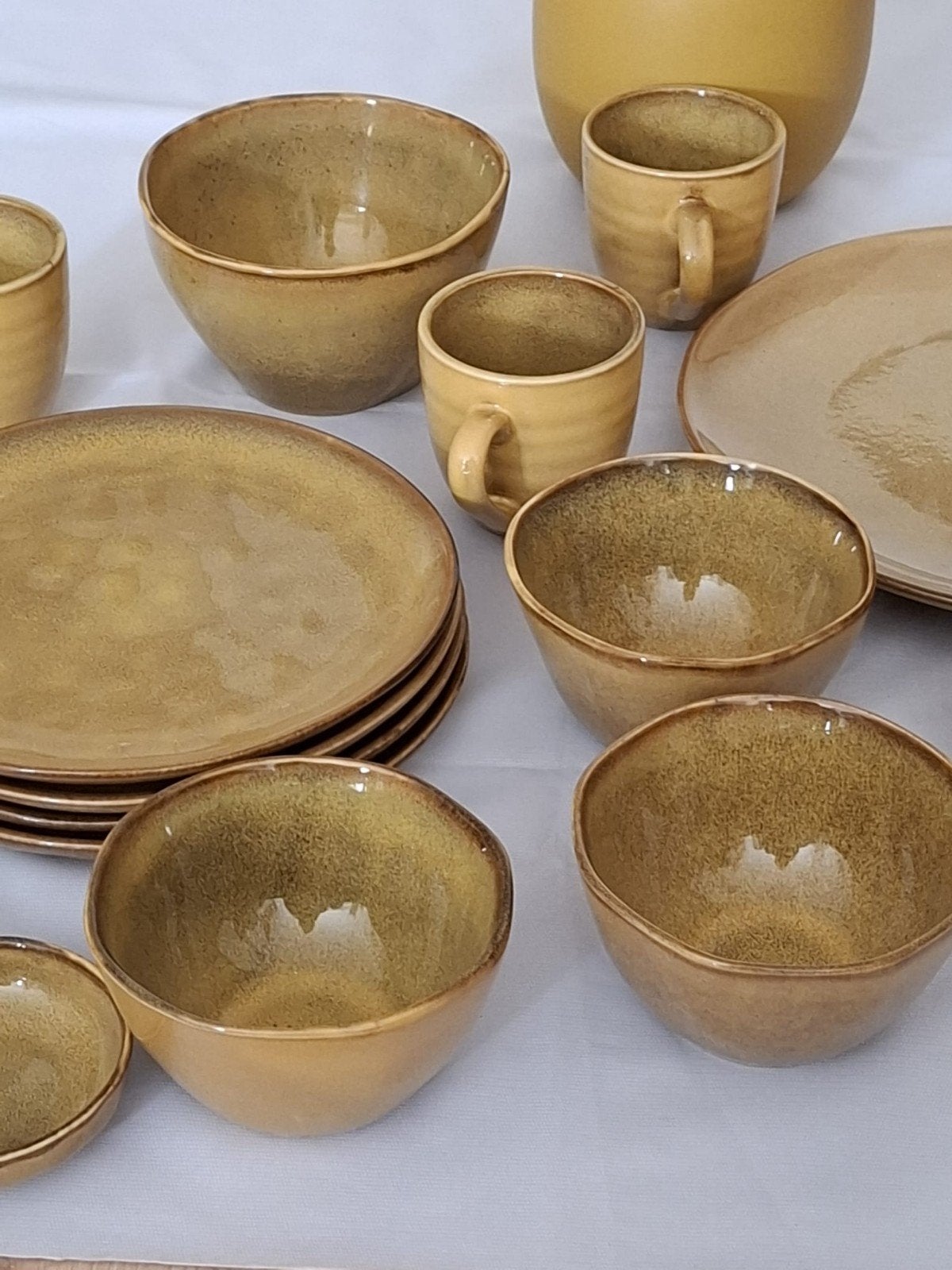Mica Servies Tabo Geel Intratuin, Ophalen, Zo goed als nieuw, Overige stijlen, Compleet servies