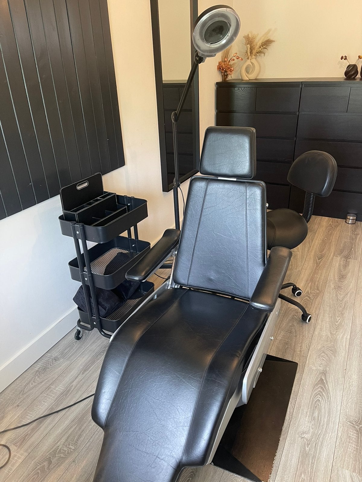 Elektrische salonstoel, Ophalen, Zo goed als nieuw, Massagetafel
