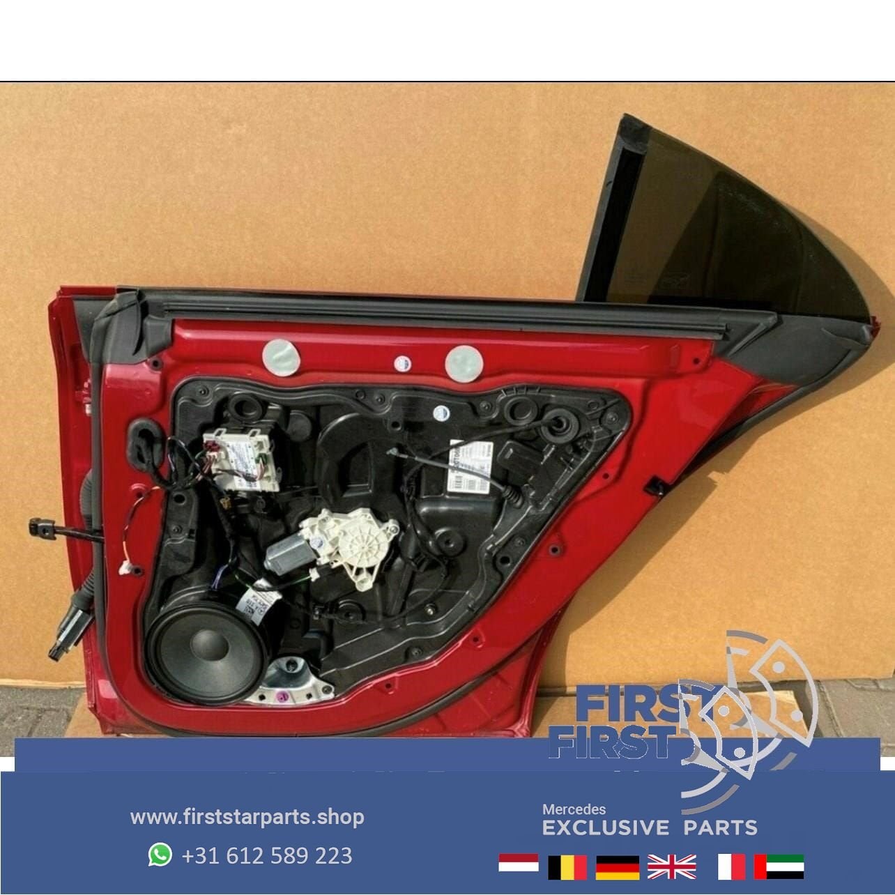 W118 C118 X118 CLA DEUR PORTIER ROOD COMPLEET RECHTSACHTER M, Gebruikt, -, Deur, Achter