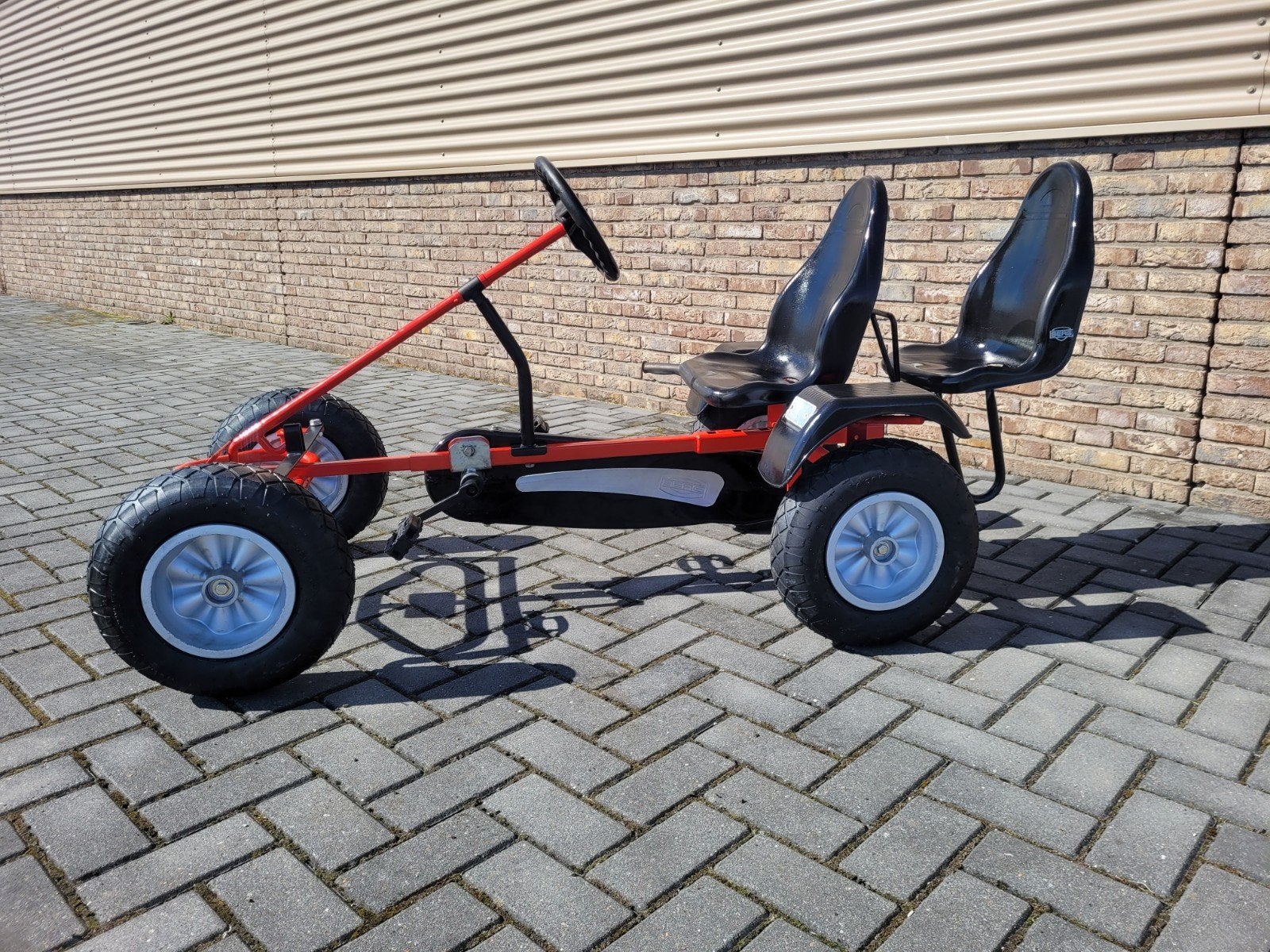 Luxe rode  berg skelter met vrijloop en nieuwe banden, Ophalen, Zo goed als nieuw, Berg, Duozit