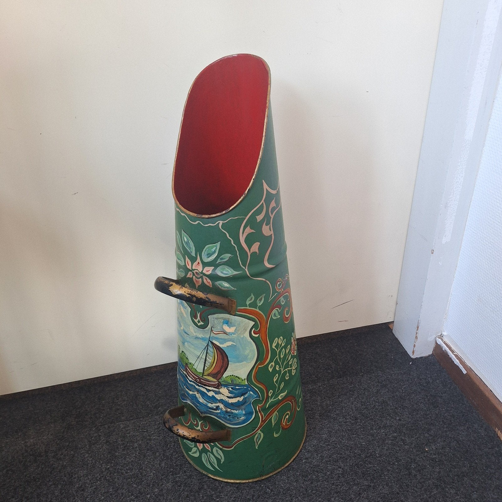 Antieke kolenkit met handgeschilderde decoratie, Antiek en Kunst, Ophalen