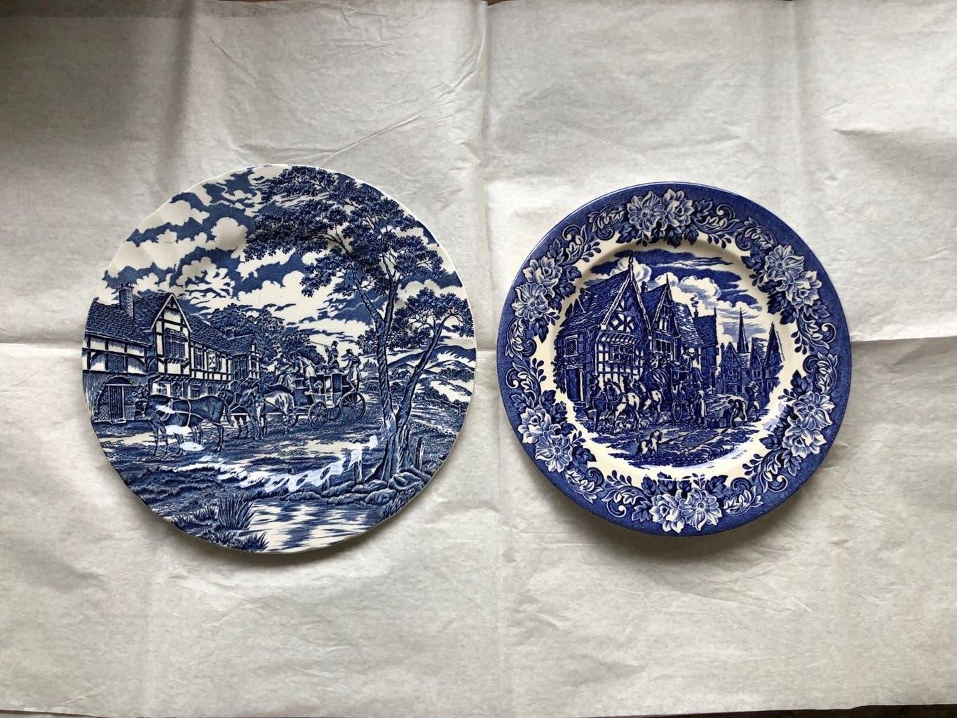 Set van 2 antieke blauw-witte decoratieve borden, Ophalen of Verzenden