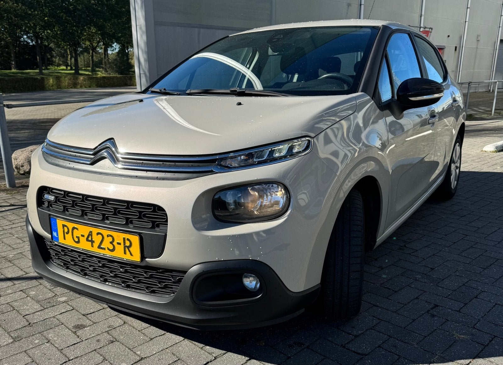 Citroën C3 1.2 Puretech 82pk 2017 Beige Apple Carplay, Auto's, Voorwielaandrijving, 450 kg, 40 €/maand, 1199 cc